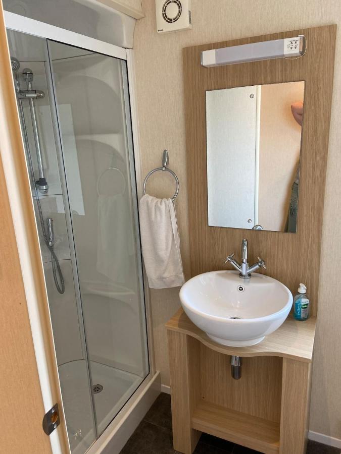 New Forest Retreat Shorefield Country Park Lymington Buitenkant foto